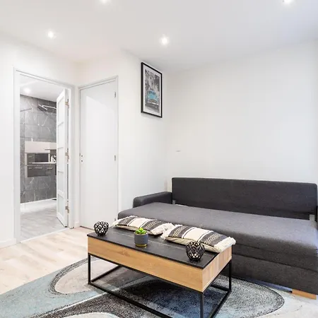 Confort - Proche Gare - Centre Apartment *